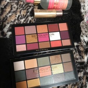 Makeup revolution bundle with bonus setting spray